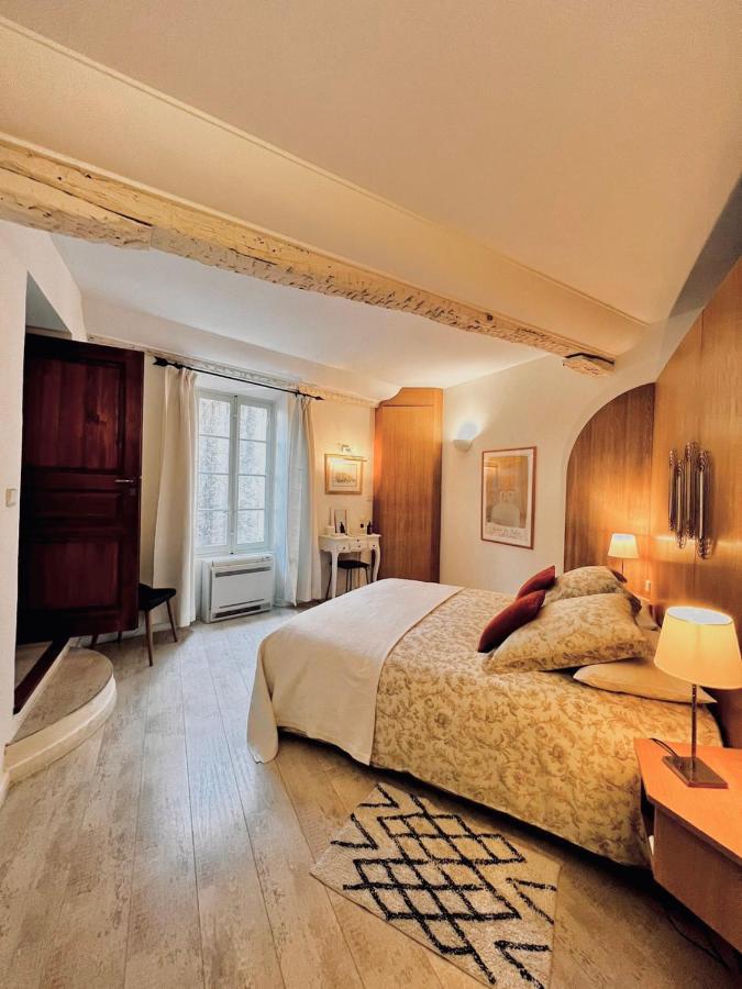 L'Elegante - Maison De Ville Avec Bains A Remous - Parking Inclus Сен-Поль-де-Ванс Екстер'єр фото