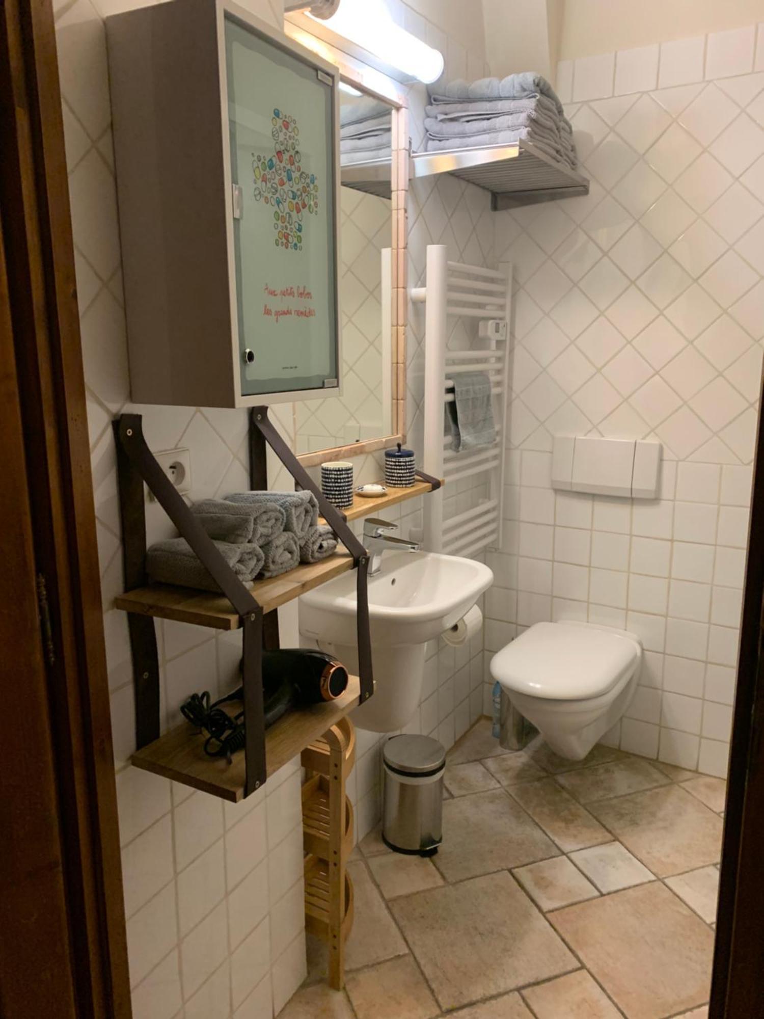 L'Elegante - Maison De Ville Avec Bains A Remous - Parking Inclus Сен-Поль-де-Ванс Екстер'єр фото